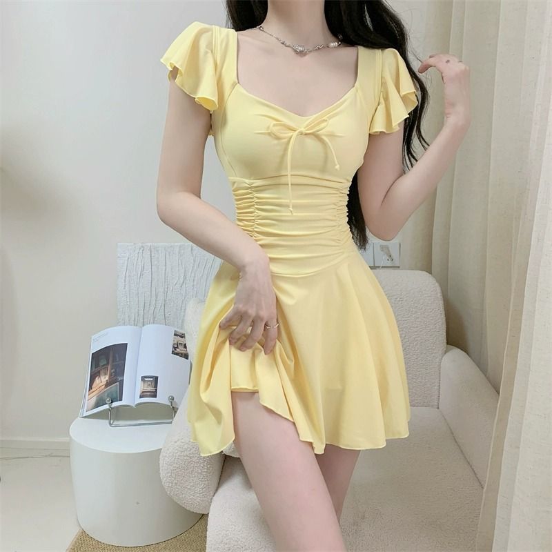 Traje de baño de manga corta c - Spa & Wellness Komplex Bristol Royal * * * * reseña y precio