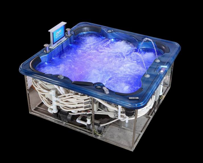 Piscina de Hidromasaje Comerci - Spa Wellness Luxury reseña y precio